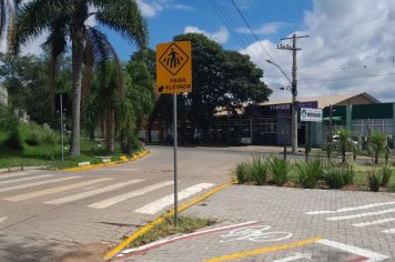 Foto - Pintura de vias
