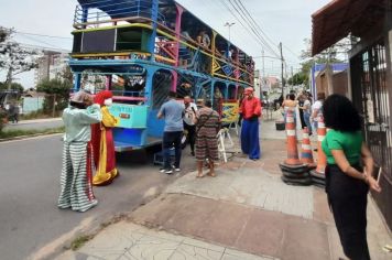 Foto - Carreta Alegria Balão Mágico