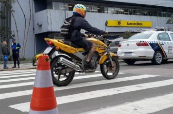 Foto - Ação de educação para o trânsito